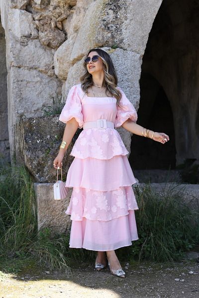 bytugcekaya Φόρεμα με ροζ μπαλόνι μανίκια και ζώνη