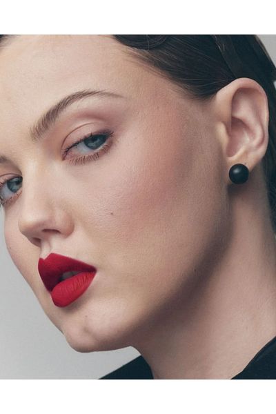 FENTY BEAUTY 01 the mvp