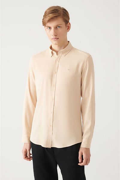 Avva Nerzfarbenes Tencel-Hemd mit Knopfkragen und bequemer Passform B002001