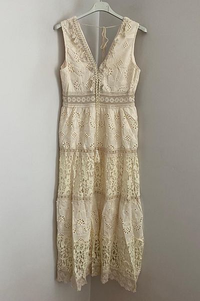 AYASOFYA OTANTIK Women's Italian Beige V-Neck Lace and Tassel Detailed Lined Sleeveless Scallop Dress