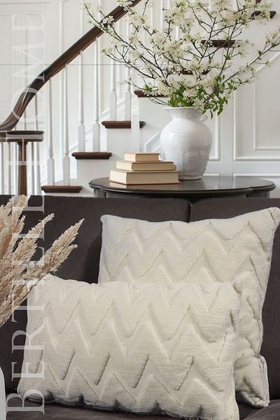 Bertille Home Welsoft Jacquard Bohemian Style Punch Pattern Double Sided Decorative Throw Pillow Cover