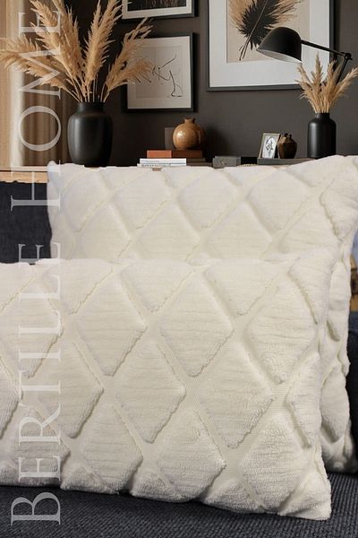 Bertille Home Welsoft Jacquard Bohemian Style Punch Pattern Double Sided Decorative Throw Pillow Cover