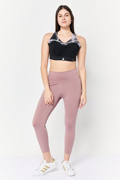 Reebok حمالة صدر رياضية مبطنة بشعار العلامة التجارية للنساء، باللون الأسود
