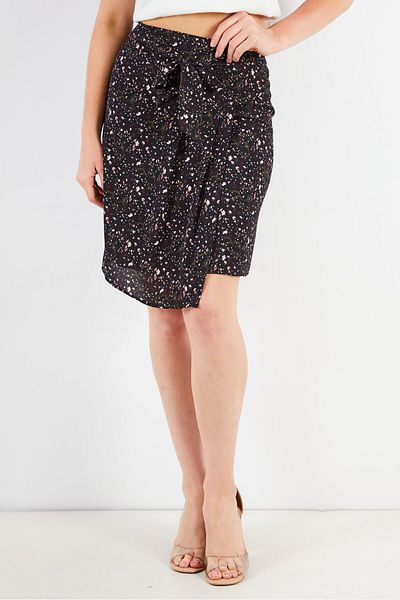 ONE STEP Women Allover Print Tie Waist Mini Skirt, Black Combo