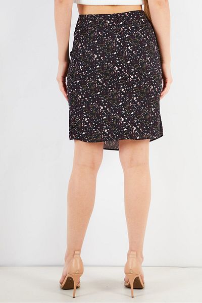 ONE STEP Women Allover Print Tie Waist Mini Skirt, Black Combo
