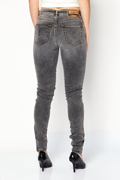 Diesel Women 2017 SLANDY Super Skinny Fit Washed Stretchable Jeans, Charcoal