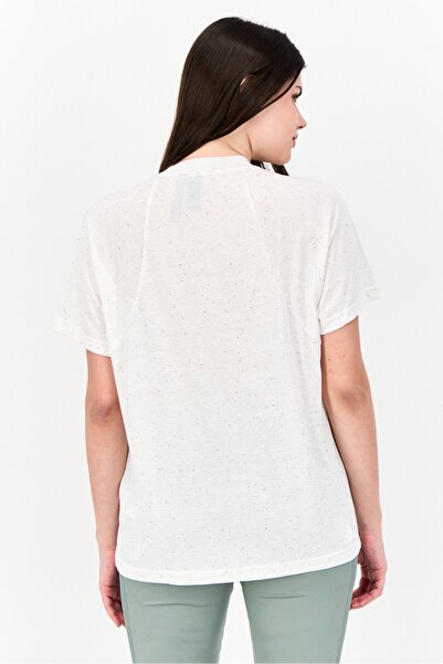 adidas شورت تدريب رياضي نسائي بأكمام قصيرة، لون كريمي هيذر