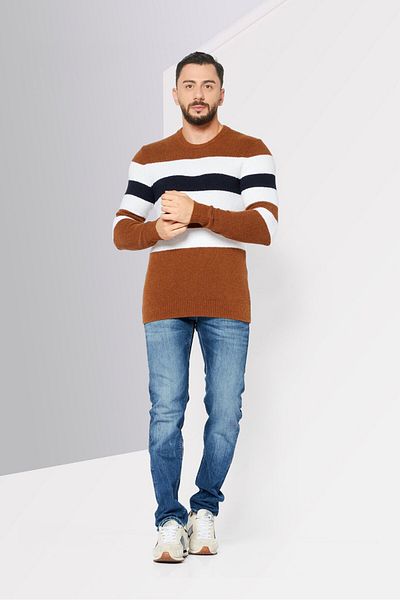 Michael Kors Men Crew Neck Stripe Long Sleeves Sweatshirt, Brown