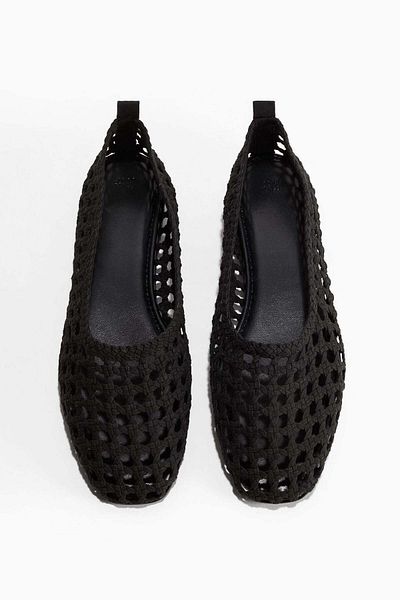 H&M مضخات الباليه المضفرة