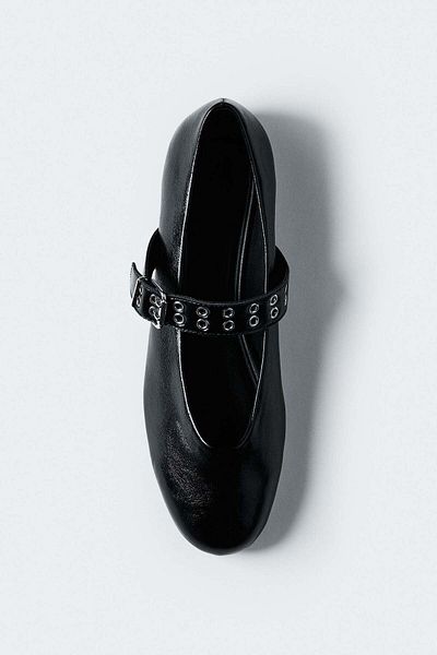 H&M مضخات الباليه ماري جين