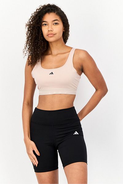 adidas حمالة صدر رياضية مبطنة بشعار العلامة التجارية للنساء، كريمي