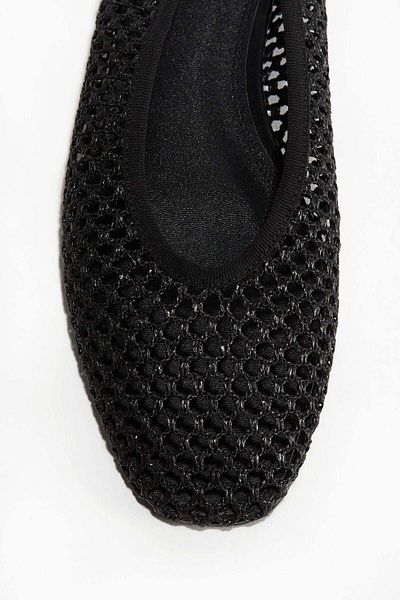 H&M مضخات الباليه المضفرة
