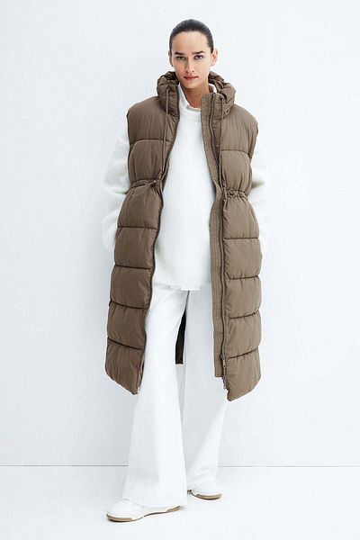 H&M MAMA Hooded puffer gilet