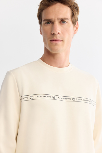 Avva Erkek Ekru Bisiklet Yaka Baskılı Soft Touch Regular Fit Sweatshirt A42Y1307