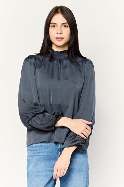 Tahari بلوزة نسائية سادة بأكمام طويلة وياقة مكشكشة، لون رمادي داكن