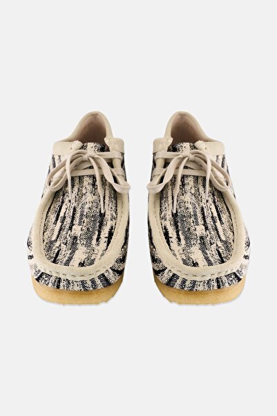 CLARKS Men Standard Fit Wallabee Lace Up Casual Shoes, Black