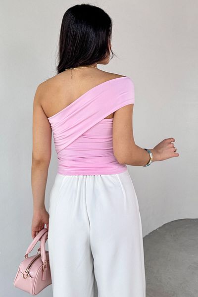 Cappmoda BLZ-06283 Ροζ χρυσή πόρπη με λεπτομέρεια στο πλάι με στράπλες μπλούζα