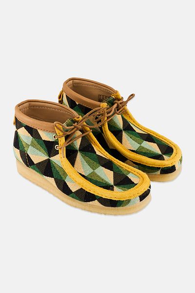 CLARKS Men Wallabee Standard Lace Up Shoes, Multicolor