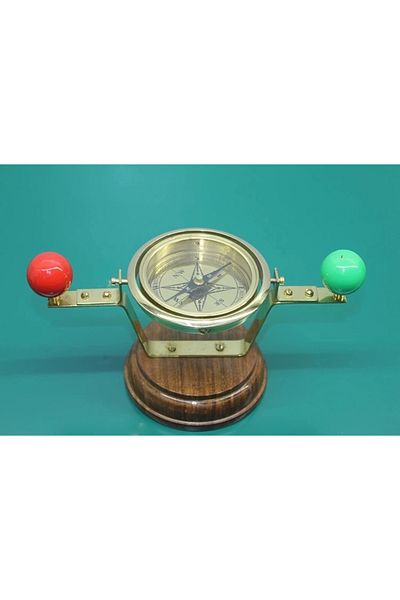 STOREMAX Table Top Brass Broom Compass 2346