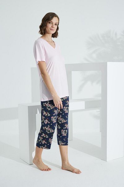 Etoile Bamboo Soft Fabric Short Sleeve Capri Suit 71041