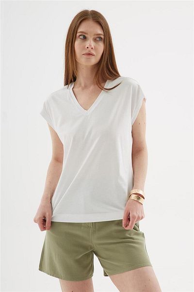Fashion Friends Λευκή μπλούζα με λαιμόκοψη 100% βαμβάκι
