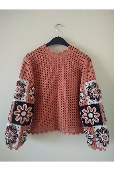 Guashe Hand Knitted Motif Cardigan