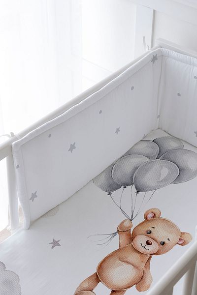 Tuğba Kuğu Baby Bedside Protector and Printed Sheet Sleeping Set - İconic Series - Bear Holding Balloons
