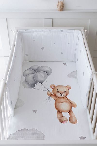 Tuğba Kuğu Baby Bedside Protector and Printed Sheet Sleeping Set - İconic Series - Bear Holding Balloons