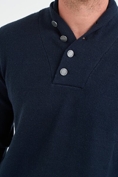 Timeout Men's sweater with buttons at the base of the neck