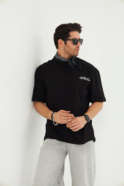 The Champ Clothing Ανδρικό μπλουζάκι Oversize μαύρο με στάμπα στην πλάτη, χαλαρή εφαρμογή, 100% βαμβάκι
