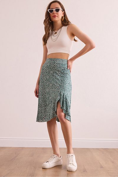Olalook Women's Daisy Mint Green Ruffled Ribbed Flowy Skirt Etk- 19000312