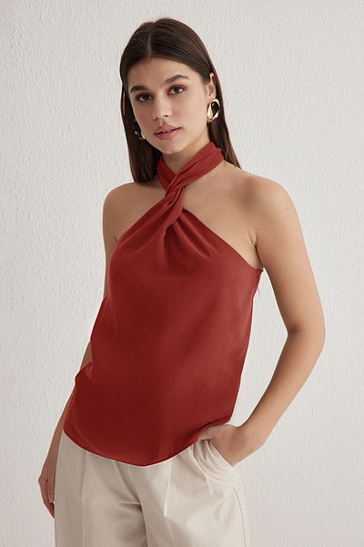 Trendyol Collection Tile Modal Neckholder-Knotenbluse mit gewebtem Ausschnitt TWOSS25BZ00247