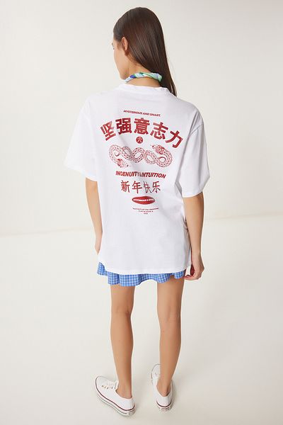 Happiness İstanbul Women's White Oversize Printed Cotton Knitted T-Shirt Ub00371