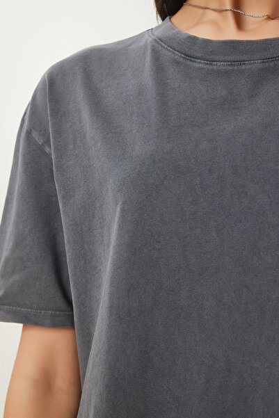 Happiness İstanbul Dámské základní pletené šaty s antracitovým vybledlým efektem BF00102