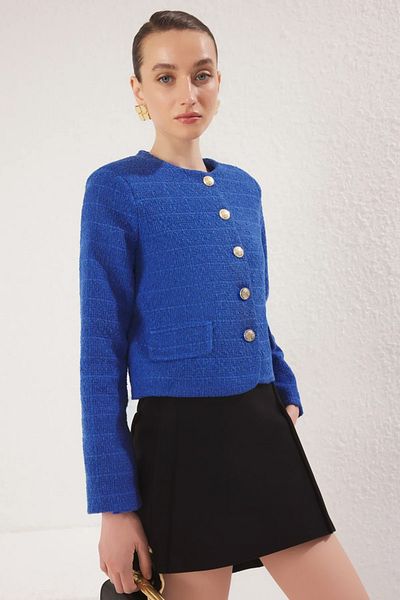 Trendyol Collection Blaue gewebte Jacke mit Knopftaschen TWOSS25CE00047