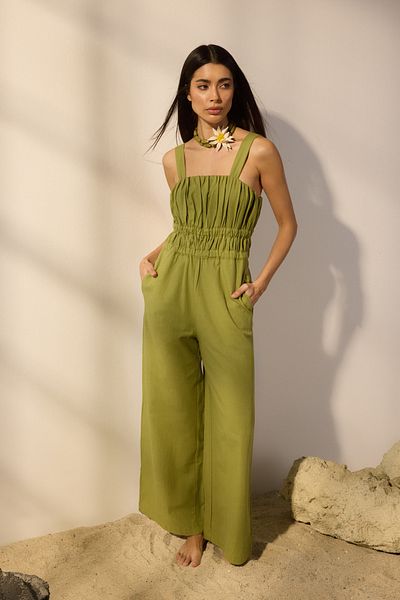 Trendyol Collection Khakifarbener Overall aus Leinenmischung mit weitem Bein und quadratischem Ausschnitt und Gummidetails TWOSS25TU00050