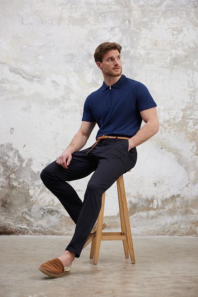 Kolekcia Trendyol Námornícke modré tričko Regular/Normal Cut na zips zo 100 % bavlny Polo Neck