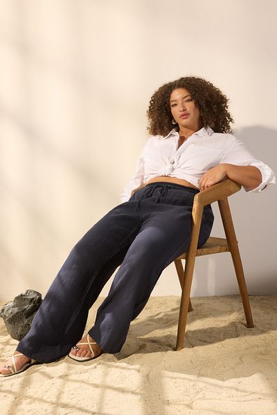 Trendyol Curve Navy Blue 100% Linen Woven Large Size Wide Leg Pants Tbbss25Ar00043