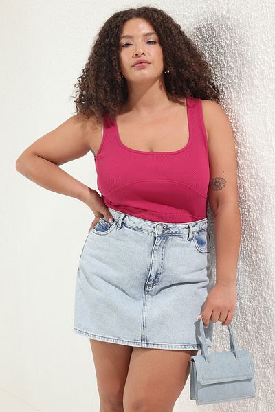 Trendyol Curve Dark Cherry Stitching Detailed Body Fitting Knitted Large Size Undershirt Tbbss25Cv00015
