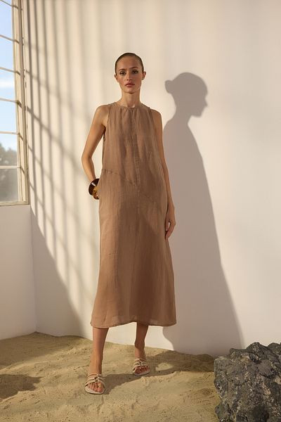 Trendyol Collection Βιζόν 100% λινό φόρεμα μάξι με λεπτομέρεια ραφής TWOSS25EL00607