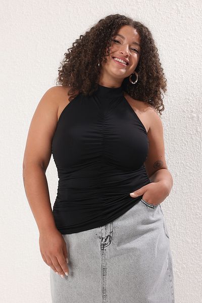 Trendyol Curve Black Halter Neck Gathered Sandy Knitted Large Size Blouse