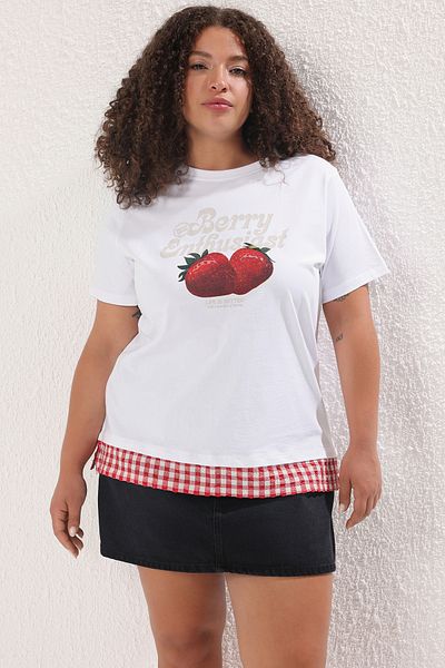Trendyol Curve Oversized White Strawberry Print Tshirt Tbbss25Bf00075