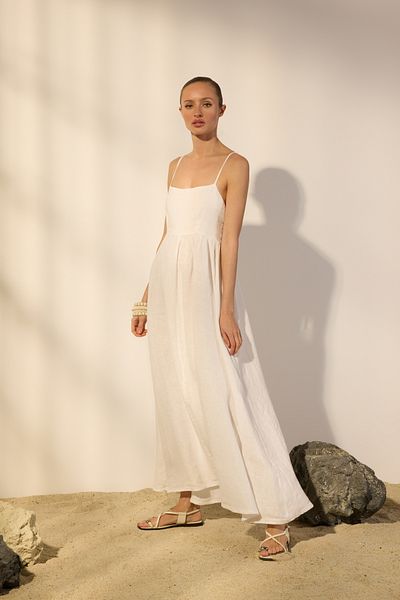 Trendyol Collection Weißes Maxikleid aus 100 % Leinen TWOSS25EL00643