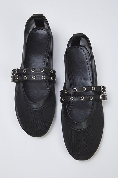 TRENDYOL SHOES Mary Jane Damen-Ballerinas mit roter Ösengürtelschnalle TAKSS25BE00046