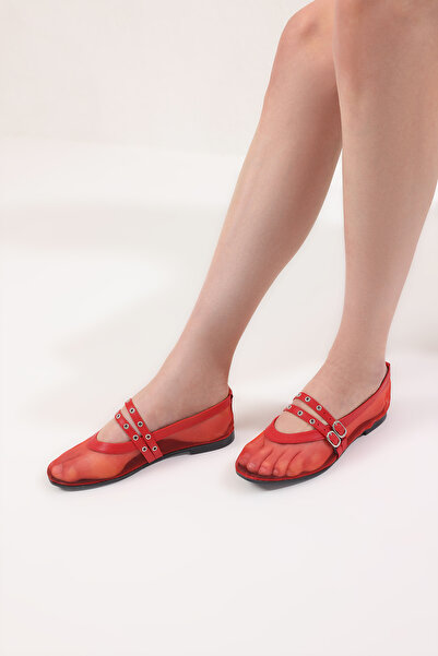 TRENDYOL SHOES Rote Mesh-detaillierte Mary Jane-Ballerinas mit Ösen und Gürtelschnalle für Damen TAKSS25BE00046