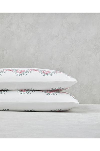 English Home Pink Daisy Chain Pillow Case - 50X70 cm - Easy to Iron