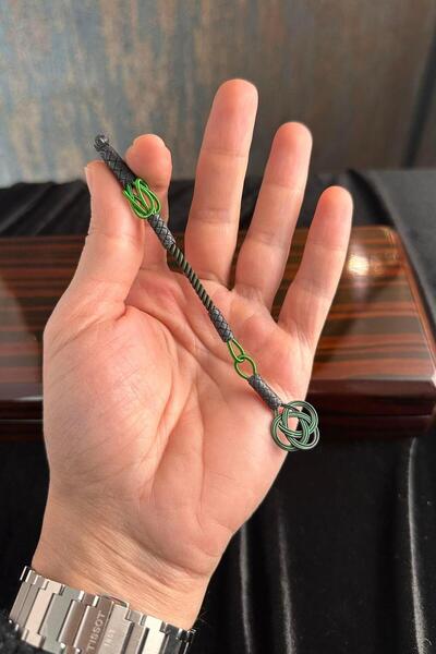 dergah tesbih Shams Silver Kazaz with a Green Knout and a Silver Knit