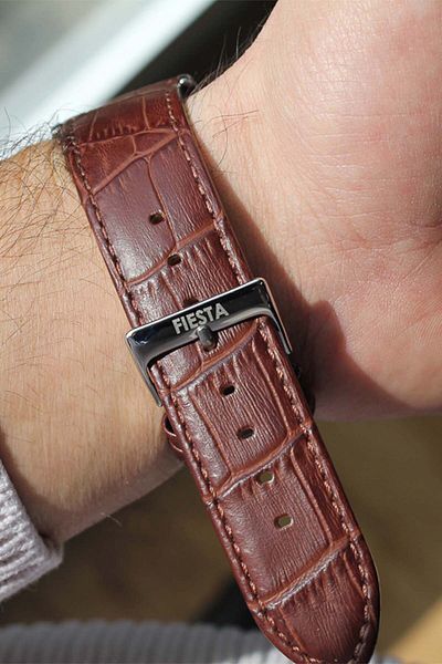 Fiesta Fs 600802   Men's Wrist Watch with Leather Cord