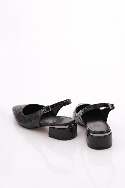 DGN K582 Kadin Babet