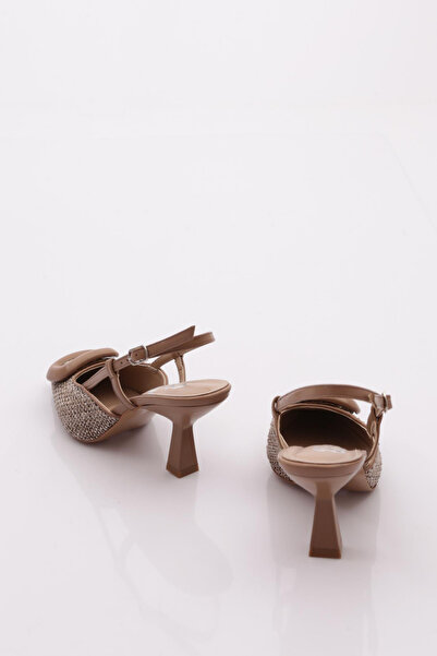 DGN 5427 Women's Buckle Heeled Shoes